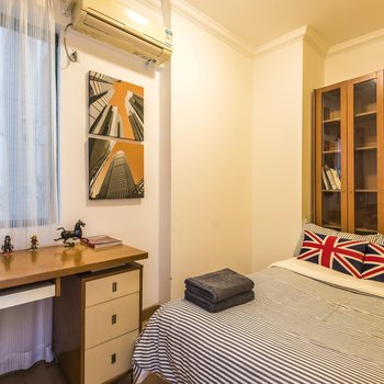 广州属于你异地的家普通公寓(小梅大街分店)酒店提供图片