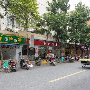 成都华西春熙天府广场九眼桥商圈豪华家庭套房酒店式公寓酒店提供图片