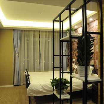 成都成都优家主题公寓(日月大道光华北一路口店)酒店提供图片