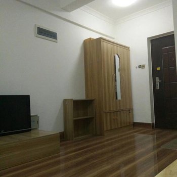 南宁杨乙公寓(沛鸿东路分店)