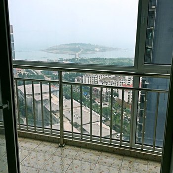 青岛小鑫公寓(海口路分店)