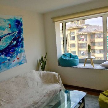 青岛雅尔达的朝阳特色民宿(嘉陵江东路分店)酒店提供图片