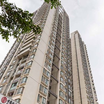 路客精品家庭套房公寓(珠海南屏店)