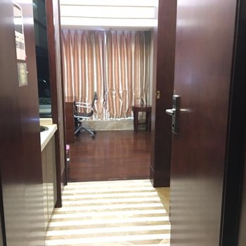 广州嘻哈服务式公寓(广州昌岗店)