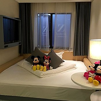 Zhotles智尚酒店(上海国际旅游度假区秀沿路地铁站店)酒店提供图片