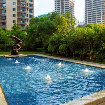 上海市中心大三房带地暖普通公寓酒店提供图片