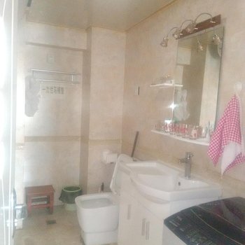 西宁雅致家庭宾馆中心广场店酒店提供图片