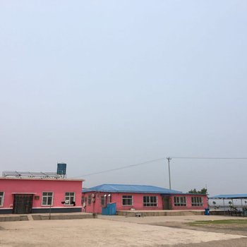 绥中码头渔村酒店提供图片