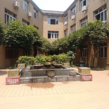 成都绿上源乡村酒店