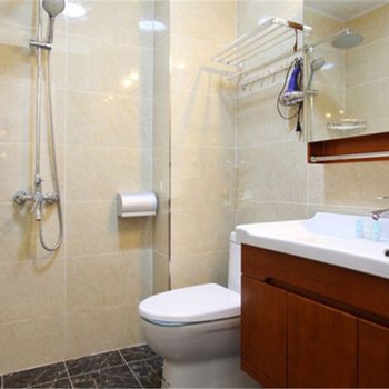 西安古城门口地铁口上简约两室公寓(大寨路店)酒店提供图片