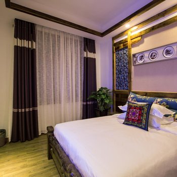 张家界虫二客栈酒店提供图片