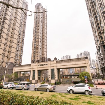 武汉途掌柜·饼干公寓(欢乐大道杨园南路店)酒店提供图片
