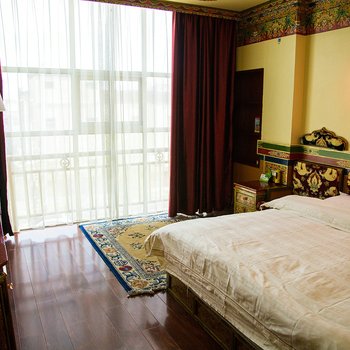 理塘康南格萨尔大酒店酒店提供图片