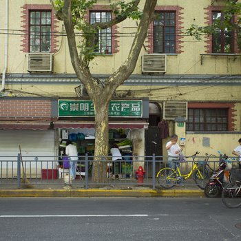 上海创意天空复式(陕西南路店)酒店提供图片