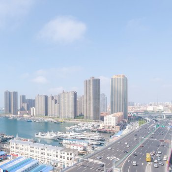 青岛望海观景栈桥火车站海景房普通公寓酒店提供图片