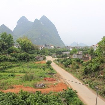 阳朔木山村八卦客栈一店