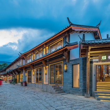 丽江见微客栈