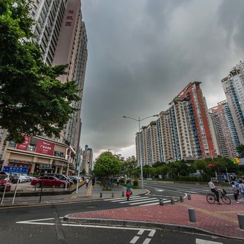 深圳品家别错过美好人生民宿(莲花路店)酒店提供图片