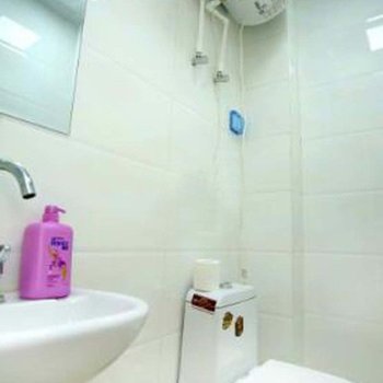 青岛樱花之上文艺小屋酒店提供图片