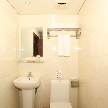 鞍山市铁东区富丽华洗浴中心客房部酒店提供图片