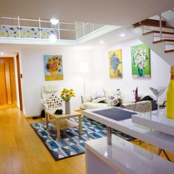 上海lewen复式酒店提供图片