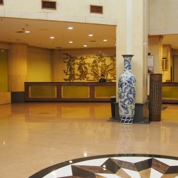 茂名粤龙大酒店酒店提供图片