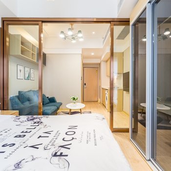 九色鹿公寓(南京南站店)