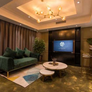 巴东名世loft公寓酒店