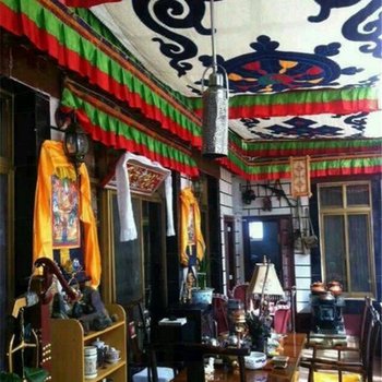 拉萨吉祥圣雪藏餐客栈酒店提供图片