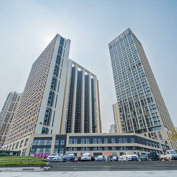 日照海景油画天堂酒店式公寓