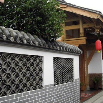 平乐古镇桃园阁客栈
