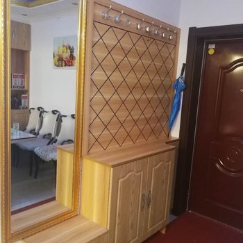 鄂尔多斯高学峰公寓(郝家圪卜村分店)