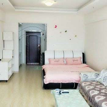 营口小胖姐海景日租公寓