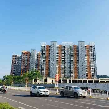 华人易居公寓(恩施万金汇店)