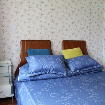 青岛Sanyuexia特色民宿(天目山路分店)酒店提供图片