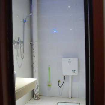 甘孜泸定名城商务酒店酒店提供图片