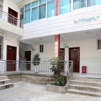大理雅轩居酒店