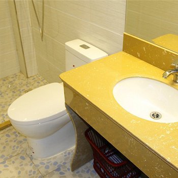 �����ž���������ڷ�·��Ƶ��ṩͼƬ