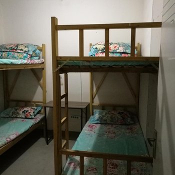 苏州枫情水岸青年旅舍