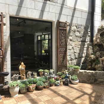 大理时光篱舍民宿