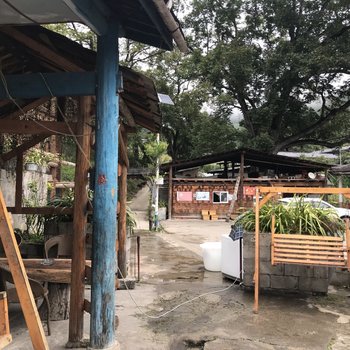 贡山阿白客栈