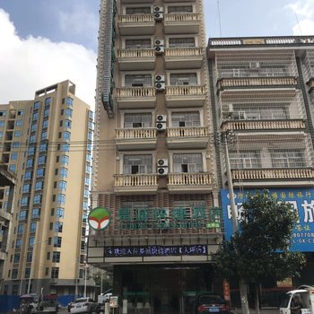 易诚快捷酒店(东兴大坪店)