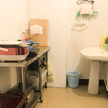云浮祈福画栈广州南站长隆温馨艺术小居普通公寓(分店)酒店提供图片