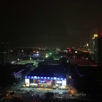 深圳途中的梦普通公寓酒店提供图片