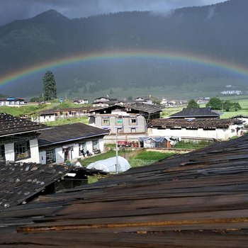 林芝鲁朗扎西岗村仲麦家庭宾馆酒店提供图片