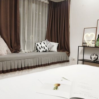 重庆云姐假装睡着了公寓酒店提供图片