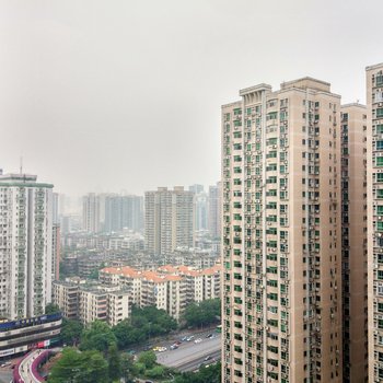 广州遇见最美花城复式(华利路店)酒店提供图片