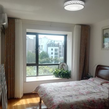 青岛明亮温馨之家普通公寓酒店提供图片