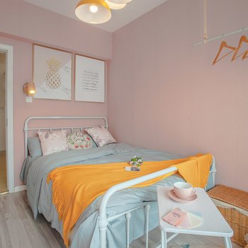 成都local糖果小姐的蜗居普通公寓酒店提供图片