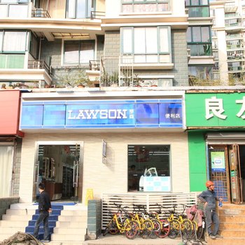 上海上海后来居上家庭公寓(海伦路店)酒店提供图片